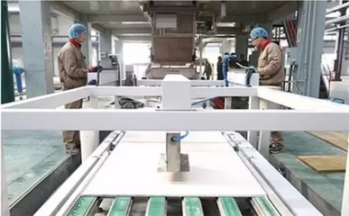 探秘高度自動化生產線 卓達集團如何以科技引擎，鑄就全球頂級綠色建筑未來